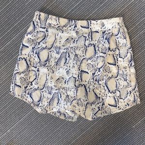 Wild Honey Skort.